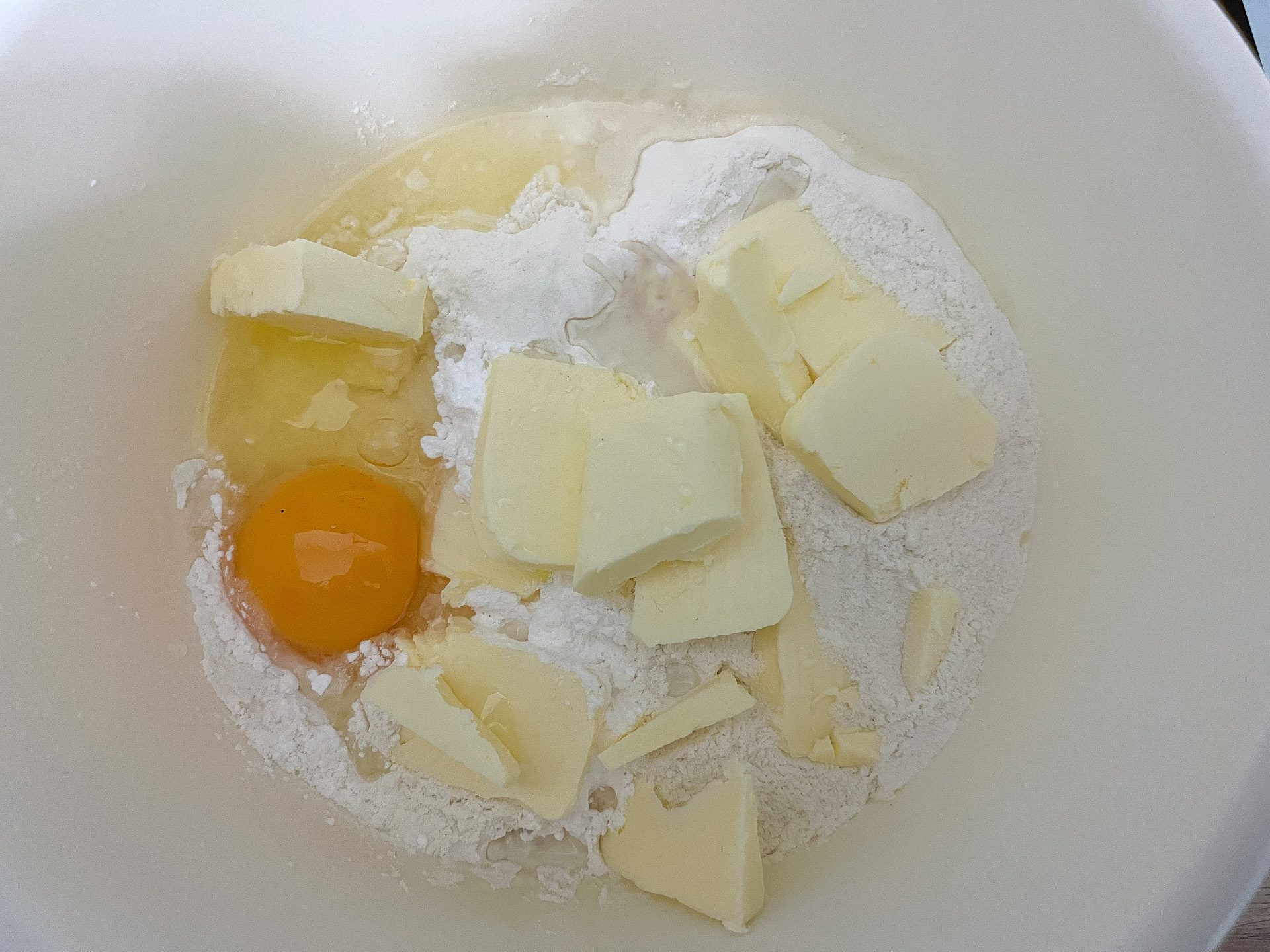 Tarta cytrynowa z bezą włoską