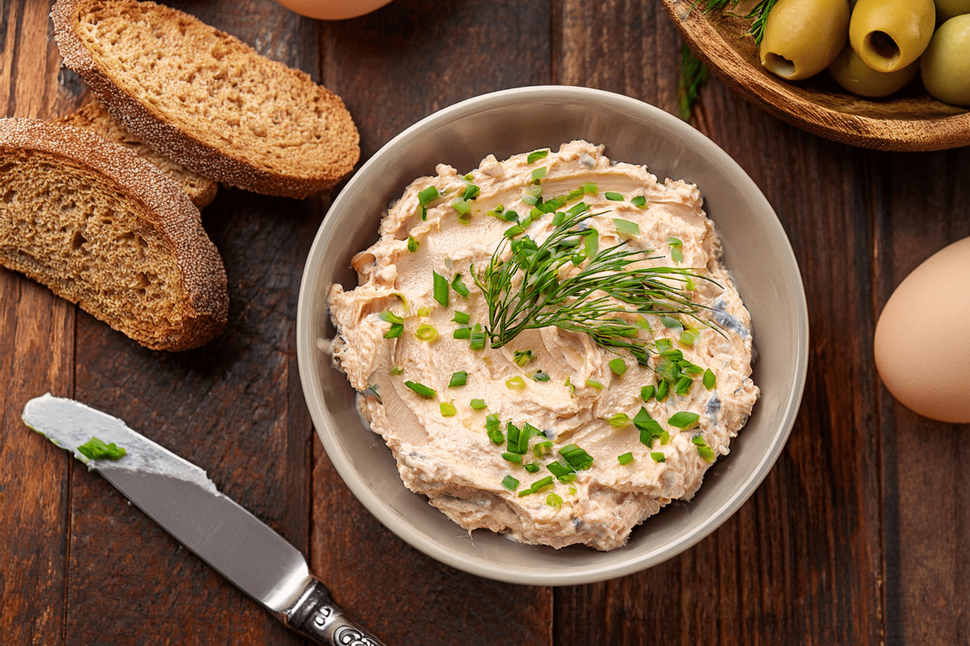 Pasta z tuńczyka i jajek