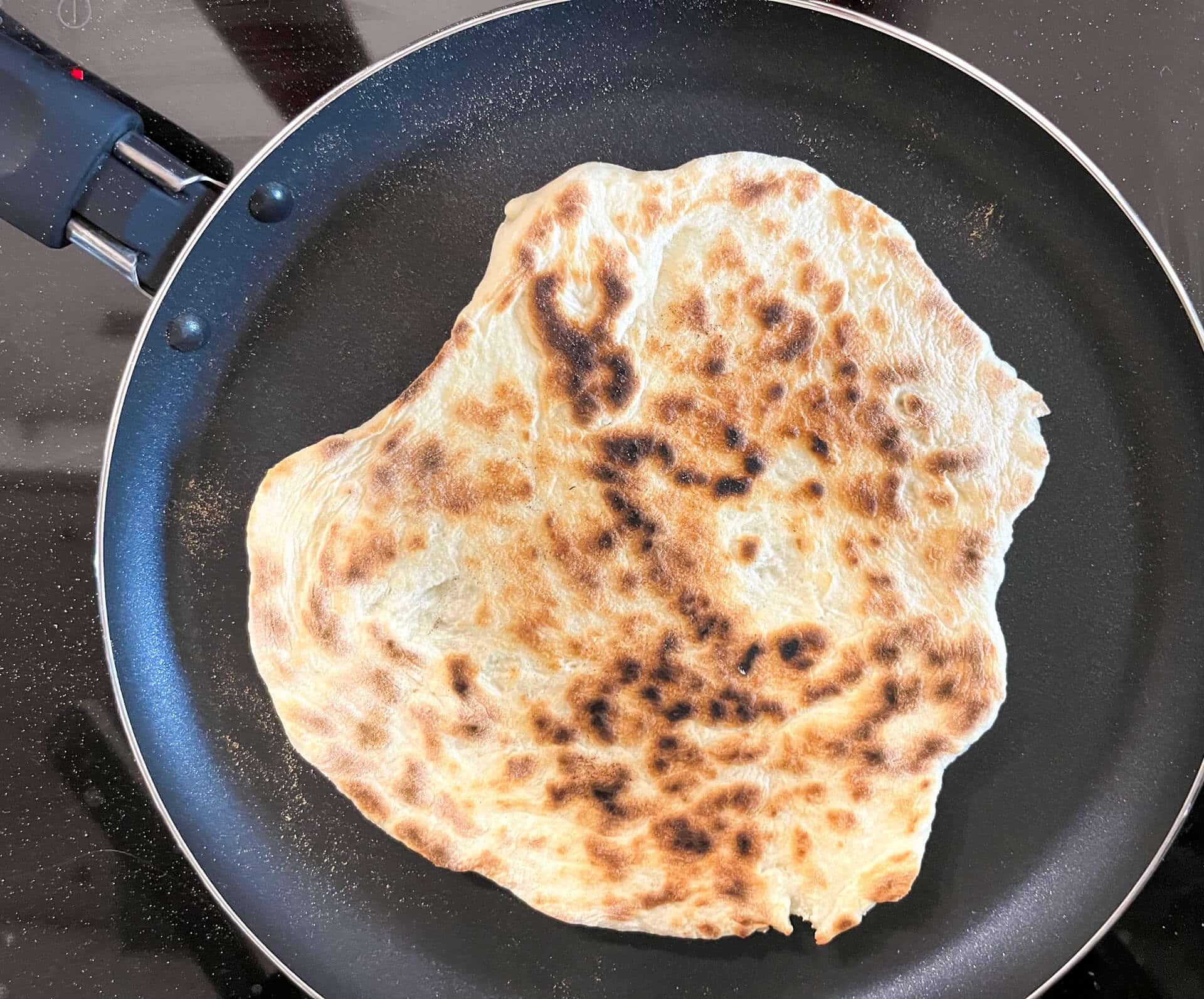 Chlebki naan 4 Chlebki naan