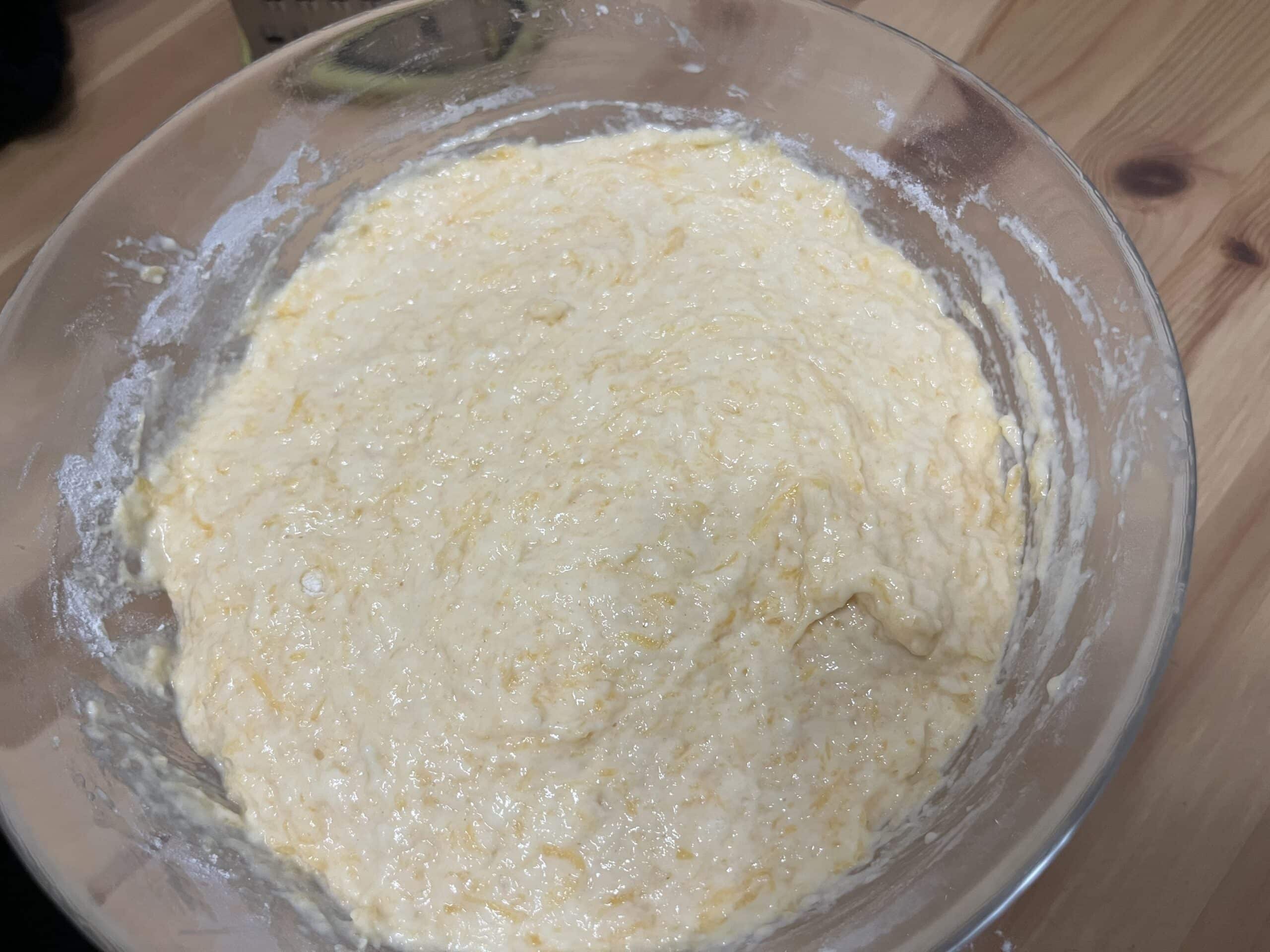 Placki z dyni – puszyste, delikatne i idealne na słodkie śniadanie 4 połączone składniki na placki dyniowe